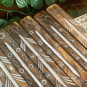 Brûleur d'encens en bois fabriqué à la main attrape-cendres porte-bâton d'encens religieux support d'encens d'Inde bois de manguier d'Inde - Product Image 2