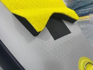 Planche de surf de course OEM de 14 <span class=keywords><strong>pieds</strong></span> planche de course <span class=keywords><strong>gonflable</strong></span> à double couche avec point de chute et accessoires de sac - Product Image 5