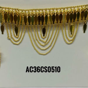 Conjunto de diseño de moda Chik con pendientes Chapado en oro para mujeres y bebés Diseño de todo tipo - Product Image 1