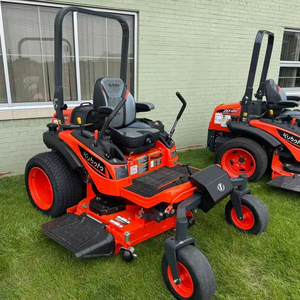 เครื่องตัดหญ้าแบบ Zero-Turn ยี่ห้อ Kubota รุ่น ZD1211-3-60 เครื่องยนต์ดีเซล 2 จังหวะ ประสิทธิภาพสูง มือสอง สำหรับงานสวนและงาน DIY - Product Image 1
