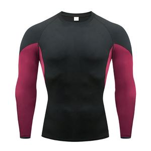 Venta al por mayor de ropa de gimnasio con mangas impresas de diseño personalizado Rash Guards Ropa deportiva transpirable con bajo MOQ Servicio OEM disponible - Product Image 1