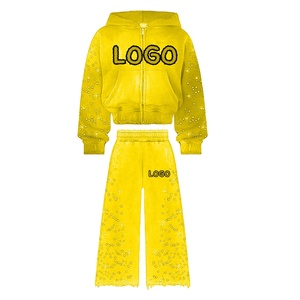 Sudaderas extragrandes de alta calidad, anti-pilling y transpirables para mujer, con pedrería y cremallera. - Product Image 1