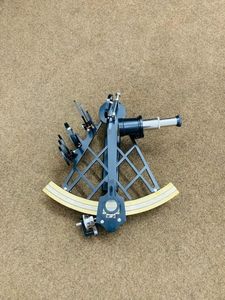 Sextant nautique en aluminium, peint noir, avec revêtement en poudre, pour l'art et les objets de collection marins - Product Image 3