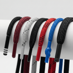 Lacets de sport plats réglables en PP de 8 mm en gros |   Cordon de serrage en plastique durable, sans plomb, avec revêtement écologique et logo personnalisé - Product Image 4