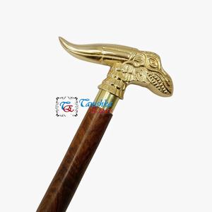 Canne de marche en bois plaquée or avec poignée en laiton massif Tanishka Exports pour hommes et femmes, style victorien fait main, objet de collection - Product Image 1