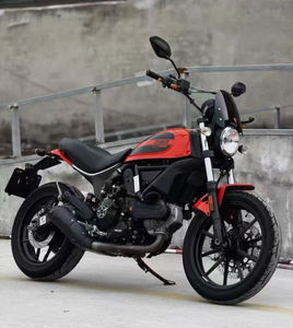 Très propre, utilisé pour la Yamaha MT07 de 2015. Moto sportive d'occasion super puissante et de haute qualité - Product Image 2