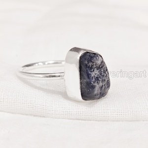 Anillo de Plata de Ley 925 con Zafiro Azul Natural en Bruto para Mujer, Joyería de Piedra Natural, Anillo Liso con Gema de Nacimiento de Septiembre - Product Image 1