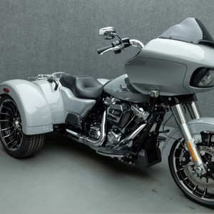 Motocicleta Industrial FLTRT Road Glide 3 Trike 150 hp, 1HD1MFP10RB859731, ABS Premium Touring de Tres Ruedas, Garantía de 3 Años - Product Image 1