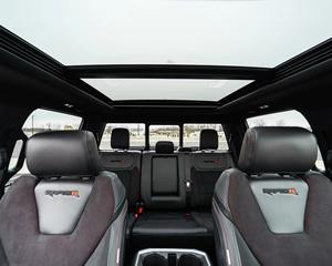 Elección Líder en el Mercado 2025: Ford F-150 Raptor 4WD SuperCrew con Caja de 5.5' - Product Image 6