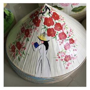 หมวกทรงกรวยลายใบไผ่ไม่ใช่ La: สมบัติเวียดนามแบบดั้งเดิมที่สร้างจากหมวกใบไผ่ธรรมชาติที่มีความสง่างาม - Product Image 1