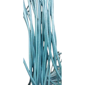 Venta al por mayor 3mm redondo azul claro metálico Cordón de cuero de vaca proveedor indio pulsera collar componentes para la fabricación de joyas - Product Image 1