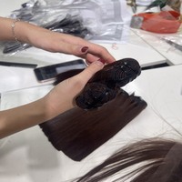 Cheveux humains vietnamiens bruts non traités vendeurs de cheveux ondulés raides vierges cheveux humains bruts alignés sur les cuticules vietnamiennes doux