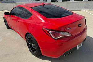 HYUNDAI GENESIS C0UPE 2013 USADO, Volante a la Izquierda/Derecha - Product Image 3