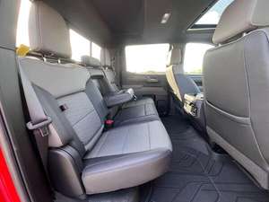 CHEVROLET SILVERADO ZR2 USADO CON VOLANTE A LA IZQUIERDA/DERECHA - Product Image 4