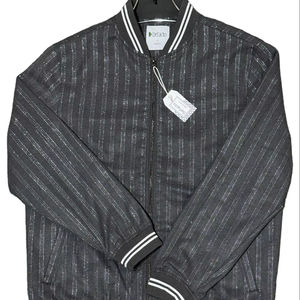 Veste matelassée en polyester de haute qualité pour hommes, manteau d'hiver à capuche en toile, plumes de canard, logo à l'avant, doublure en laine, vente en gros ODM - Product Image 5