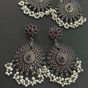 Hot Sale Ethnic Style Dangle Earrings Exaggerated Vintage Indian <b>Jhumka</b> Earrings Carved Bead Tassels Earings for Girls - Product Image 1