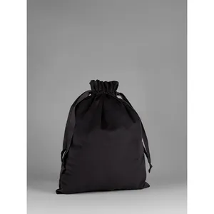Bolsas Deportivas de Terciopelo Sostenible con Cordón, para Regalos Promocionales en Eventos Deportivos - Product Image 4