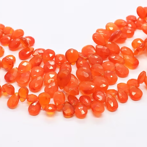 Perles en forme de poire à facettes en cornaline naturelle de haute qualité avec des nuances d'orange aspect naturel brut parfait pour les bracelets et les colliers - Product Image 3