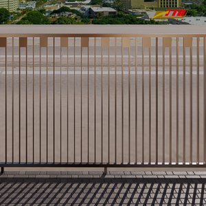 Des clôtures et des écrans d'intimité en acier conçus sur mesure avec des détails en fer forgé offrent sécurité, esthétique et valeur à la propriété - Product Image 3