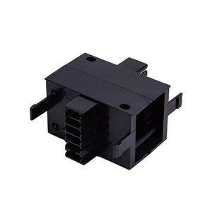 Pièces d'injection plastique de précision de qualité supérieure pour équipement industriel Taiwan fabriquées avec la norme ISO 9001 - Product Image 3