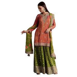 Vente en gros de vêtements ethniques pour femmes tenue de fête personnalisée d'usine OEM Kurta en tissu orange avec Zari Palazzo et Floral Dupatta - Product Image 1