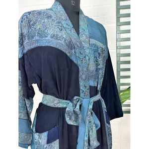 Kimono Vintage de Crepé de Seda, Ligero y Lujoso, Bata Suave y Cómoda, Regalo Perfecto para Mujer, para Usar por la Noche, Tejido de Seda - Product Image 4