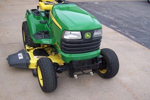 John Deer X748 Tondeuse à gazon tracteur de jardin équipé pour la vente John Deer Agricultural Machinery - Product Image 5