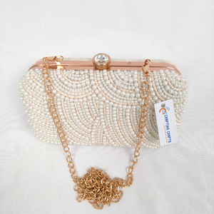Elegante bolso de mano con perlas blancas para mujer Estilo sofisticado para una noche Aspecto atemporal Clásico y elegante - Product Image 1