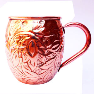 Artisanat indien à bas prix tasse en cuivre poli en relief avec poignée en cuivre pour l'eau potable avec finition de haute qualité - Product Image 2