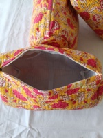 Tas Makeup Travel Kapas Berlapis Cetak Tangan Motif Buah Ramah Lingkungan Kapasitas Besar untuk Wanita dengan Ritsleting