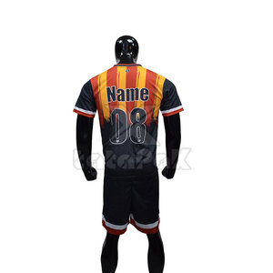 เสื้อยืดผ้าโพลีเอสเตอร์ระบายอากาศแห้งเร็วชุดฟอร์มฟุตบอลออกแบบได้ตามต้องการพร้อมชุดฟุตบอลพิมพ์แบบระเหิด - Product Image 3