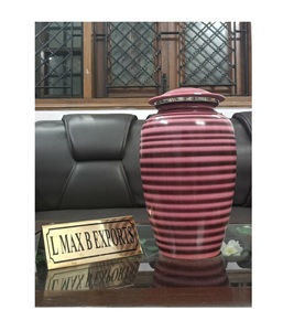 โกศโลหะสำหรับเผาขี้เถ้าของมนุษย์ทำด้วยมือดีไซน์ไม่เหมือนใครโกศโลหะตกแต่งตามสั่ง - Product Image 1