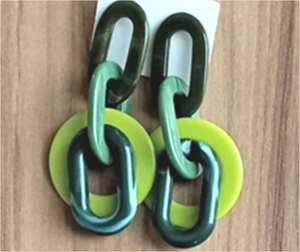 2025 nouvelle tendance boucles d'oreilles en corne de luxe pour les femmes moderne excellente conception à la mode motif tombé poli brillant boucle d'oreille - Product Image 3