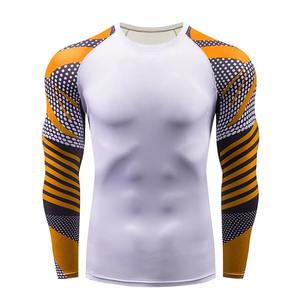 Dernier modèle de chemises de compression respirantes pour entraînement de gymnastique multicolores avec logo personnalisé pour hommes Rash Guard OEM - Product Image 1
