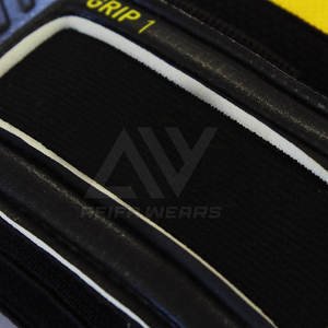 2024 Gants de gardien de but en cuir respirant de haute qualité avec personnalisation personnalisée à vendre - Product Image 5