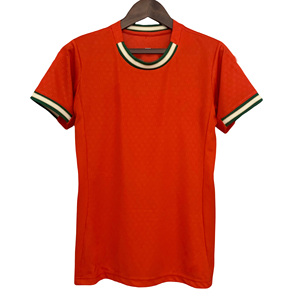 Camiseta Retro de Fútbol para Hombre, Conjuntos de Uniformes de Fútbol Personalizados, Técnica de Sublimación, Material de Poliéster para Equipos Deportivos de Verano - Product Image 2