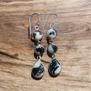 ต่างหู925เทอร์ควอยซ์รูปควายทำด้วยมือพลอยอัญมณีไม่เหมือนใครสำหรับเป็นของขวัญครบรอบปีของเธอ - Product Image 3