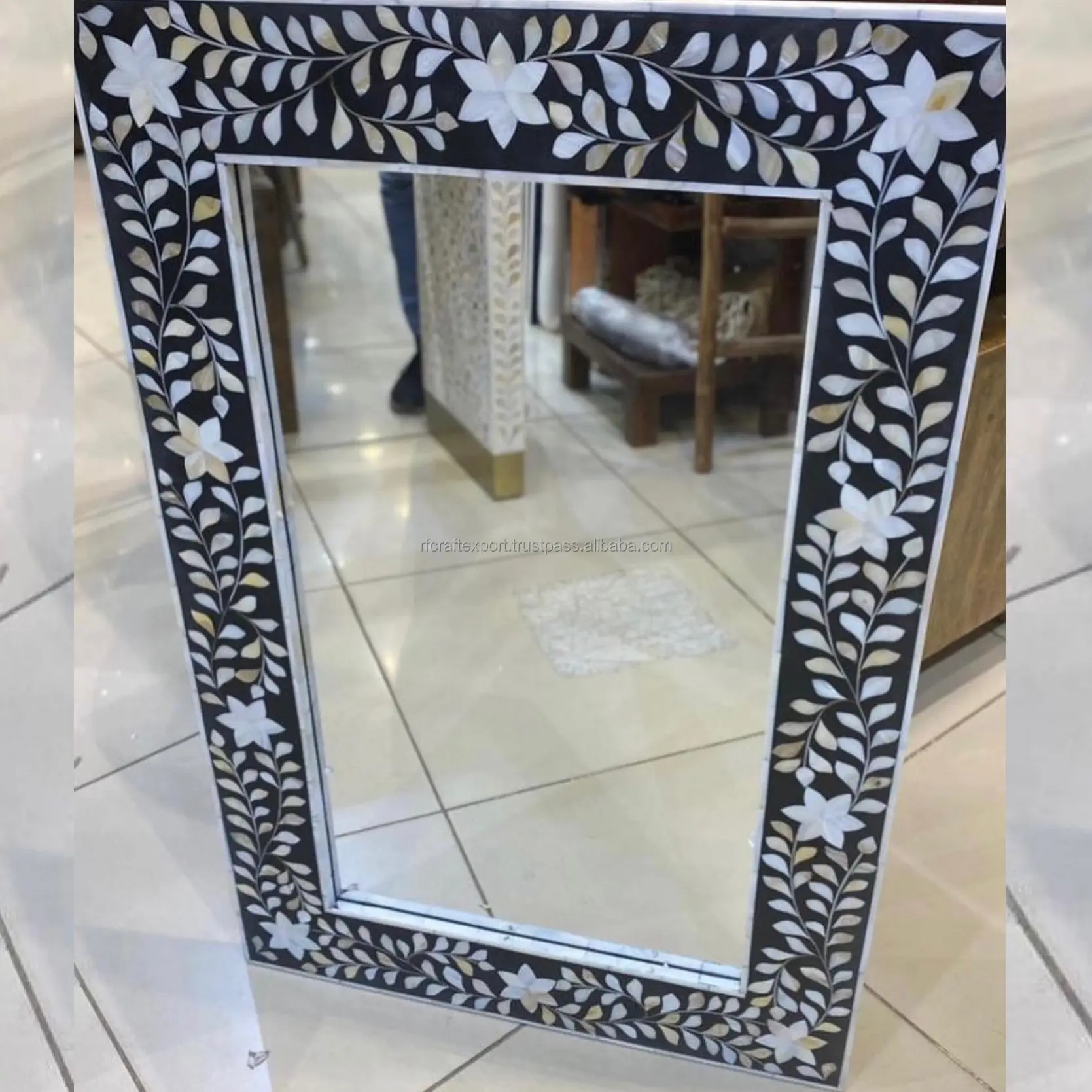 Nouvelle meilleure qualité en gros solide mangue cadre en bois décoration fleur cadre mur miroir produits de l'inde par RF Crafts