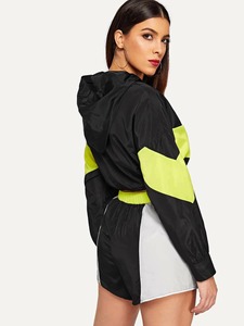OEM, venta al por mayor, 100%, chaqueta cortavientos para mujer para correr de buena calidad, chaqueta cortavientos de la mejor calidad, conjunto corto y de chándal - Product Image 3