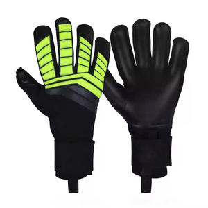 Guantes de fútbol de portero de látex para deportes al aire libre de la mejor calidad, transpirables con hebilla, características antideslizantes y anticaída - Product Image 6