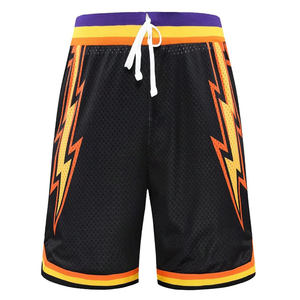 Pantalones cortos de baloncesto negros personalizados con diseño de rayo naranja tela de malla transpirable cintura con cordón elástico - Product Image 3