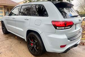 JEEP GRAND CHEROKEE SRT 2018 USADO, Volante a la Izquierda/Derecha - Product Image 4