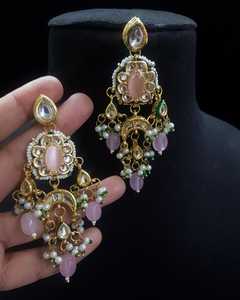 Luxe Vintage Style Cuivre Laiton Boucles D'oreilles Perles Amoureux Personnalisé Forme Diamant Perle Alliage pour Mariages Fêtes ou Fiançailles - Product Image 2