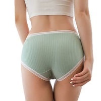 Lot de sous-vêtements féminins de qualité supérieure, culottes string pour femmes, marque originale, vêtements de lingerie pour femmes, stock de surplus d'usine