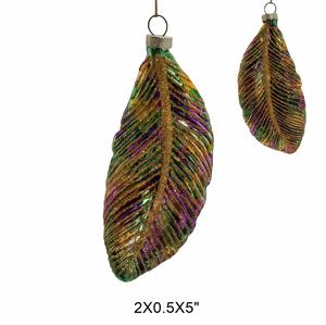 Adornos Navideños de Cristal Pintados a Mano, Máscara Veneciana con Plumas y Decoraciones de Lujo para Árboles de Navidad, Estilo Clásico Multicolor - Product Image 3