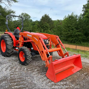 รถแทรกเตอร์4WD ล้อ MX5200 Kubota มือสองพร้อมส่วนประกอบหลักสำหรับการเกษตร - Product Image 1