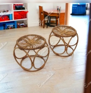 Petit lot de 2 tables basses rondes en rotin de style industriel pour salon table de canne à cocktail en cage de restaurant avec dessus en rotin - Product Image 5