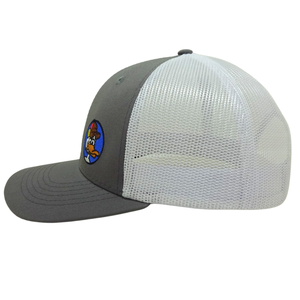 หมวกแก๊ป INJAE VINA สีเทา ทรง Trucker 6 แผง ปักลายการ์ตูนด้านหน้า ตาข่ายสีขาวด้านข้าง ทรงแข็ง ติดกระดุมแถวเดียว แบบสูง - Product Image 3