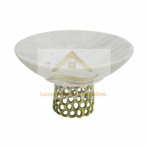 Bol de service à dessert décoratif en métal cadeau spécial pour les voisins couleur blanche et couleur dorée Style perforé Base Mini taille - Product Image 1