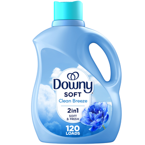 Adoucissant textile liquide Downy Clean Breeze, parfum frais longue durée - Product Image 1